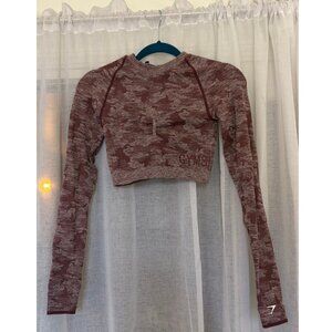 Gymshark Women’s Adapt Camo Seamless Long Sleeve Crop Top Small